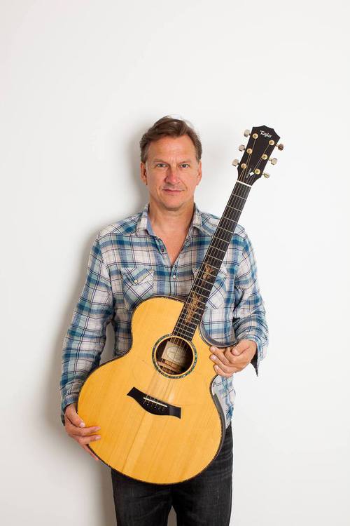 Ramsdell to host storyteller-in-song Ellis Paul